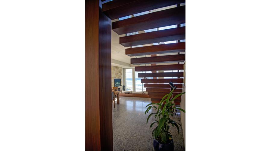 Lower Coast Road, Stanwell Park — Under stairwell with beach view